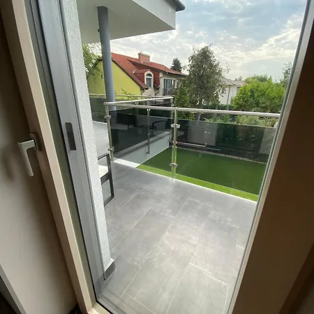 Modern Living In *