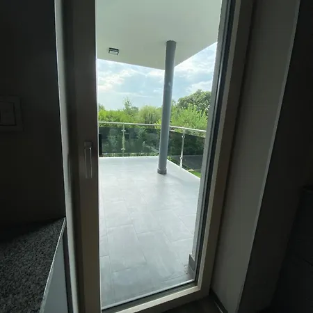 Modern Living In *